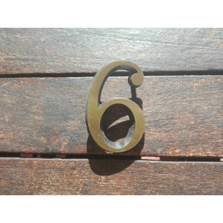 NUMERO 6 LATON 5 CMS SIN TORNILLOS