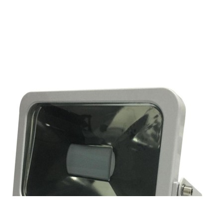 FOCO LED   20W 4000K 1800 LÚMENES  IP65 BLANCO