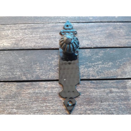 TIRADOR POMO RECTO FORJA NEGRO