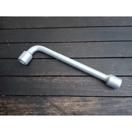 ACESA LLAVE PIPA 708-18 CROMO VANADIO