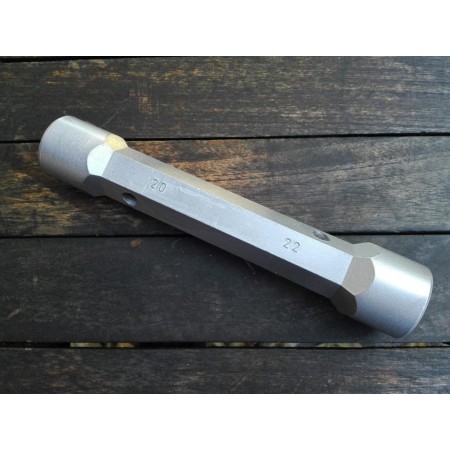 FYH LLAVE TUBO DOS BOCA FORJADA 20X22 
