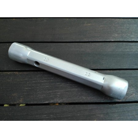 FYH LLAVE TUBO 20X22 BRICO