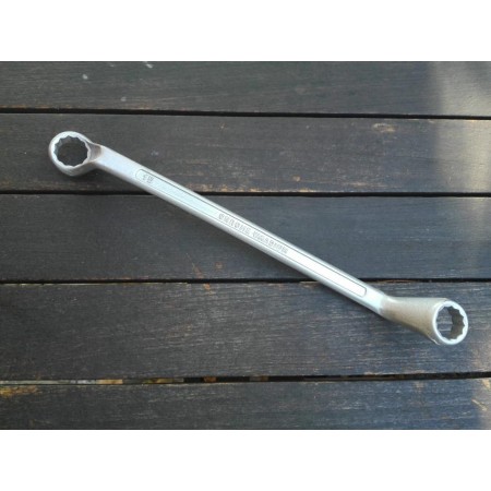 FYH LLAVE ESTRELLA ACODADA 14X15