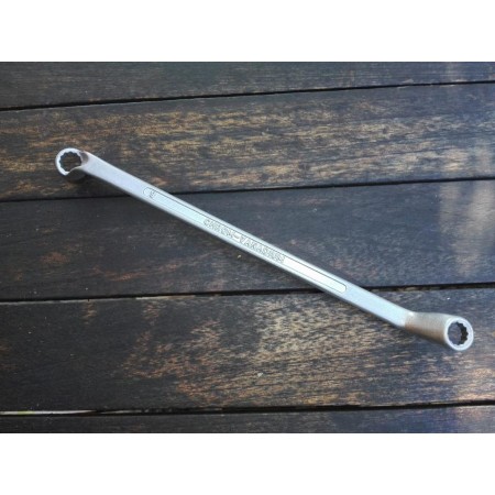 FYH LLAVE ESTRELLA ACODADA 8X9