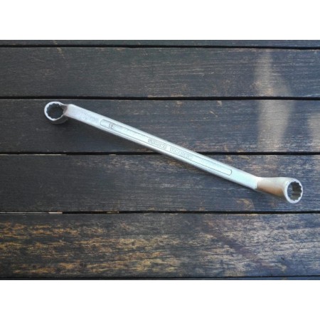 FYH LLAVE ESTRELLA ACODADA 12X13