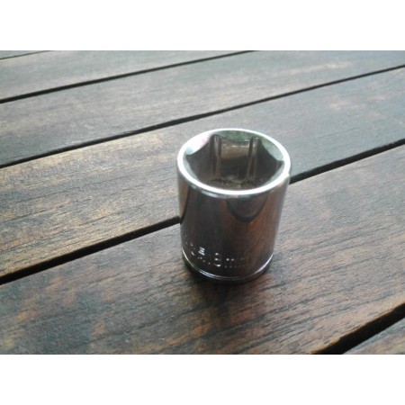FYH VASO CARRACA 3/8 - 18MM - EXAGONAL