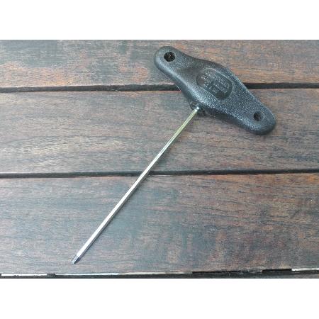 CROMLEY LLAVE ALLEN MANGO T 2,5X100