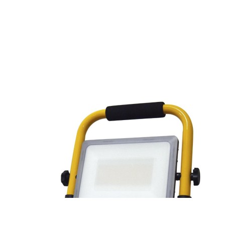 FOCO LED PLANO 30 WATT. LUZ BLANCA 4000º K  IP 65 2400 LUMENES CON ASA DE TRANSPORTE